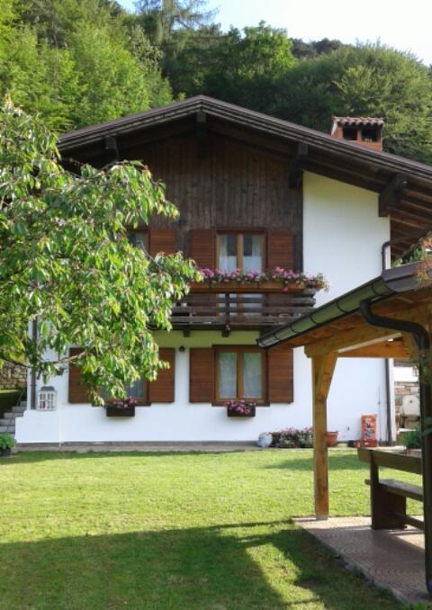 Chalet Monica Молино-ди-Ледро Экстерьер фото